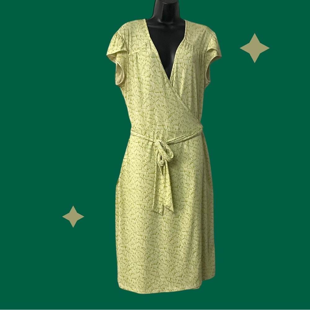 Merona‎ Lime Green Wrap Dress SZ L Women Stretch Officewear Minimalist Retro